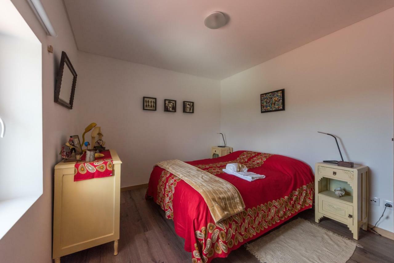 הוילה פיגרו דוס ויניוס Casa Do Olival מראה חיצוני תמונה
